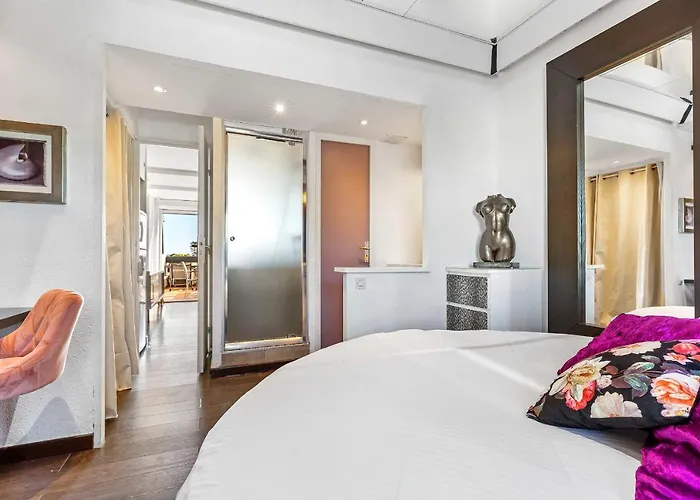 La Vie En Rose Naturiste - Port Nature Agde