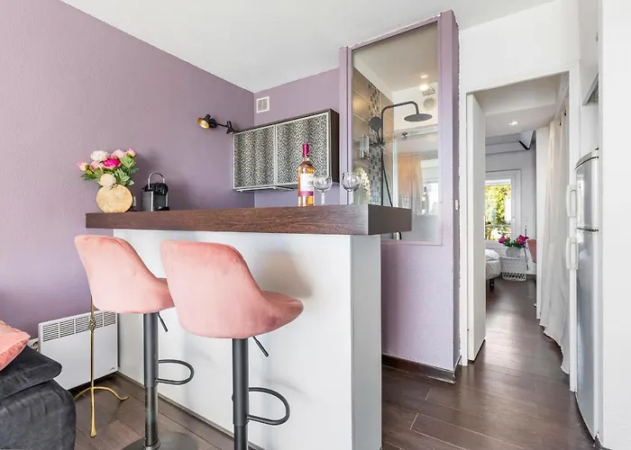 La Vie En Rose Naturiste - Port Nature *